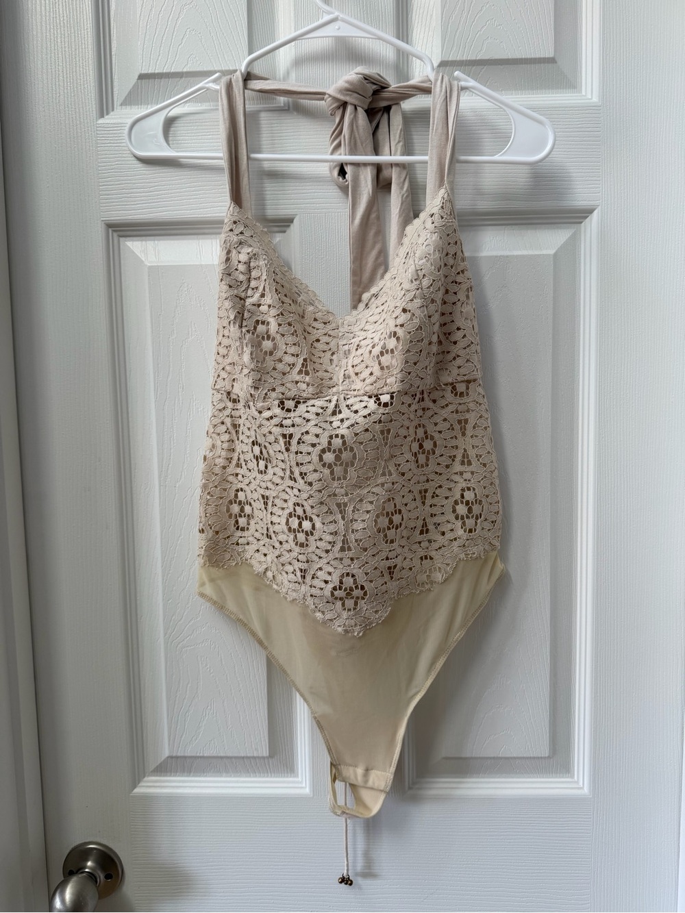 Intimately Free People Ivory Crochet Lace Halter Bodysuit Size Large